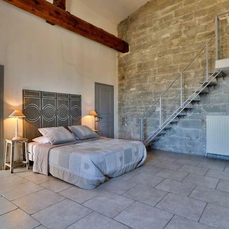Le Posterlon Bed & Breakfast Caumont-sur-Durance Екстериор снимка