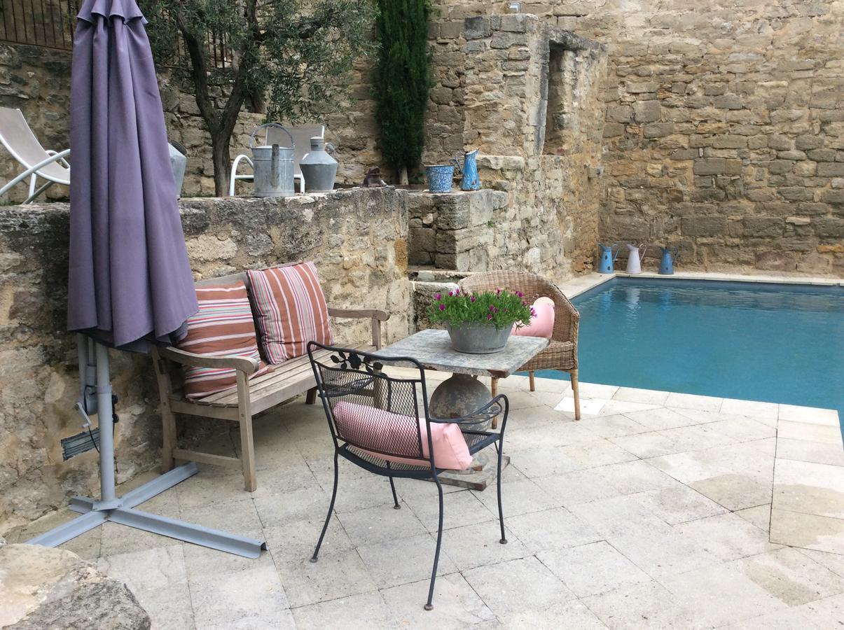 Le Posterlon Bed & Breakfast Caumont-sur-Durance Екстериор снимка