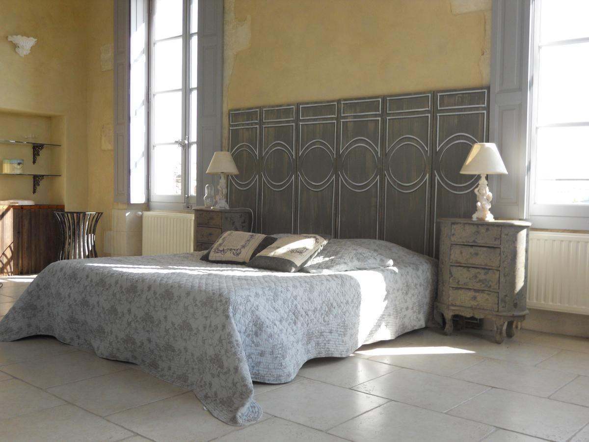 Le Posterlon Bed & Breakfast Caumont-sur-Durance Екстериор снимка